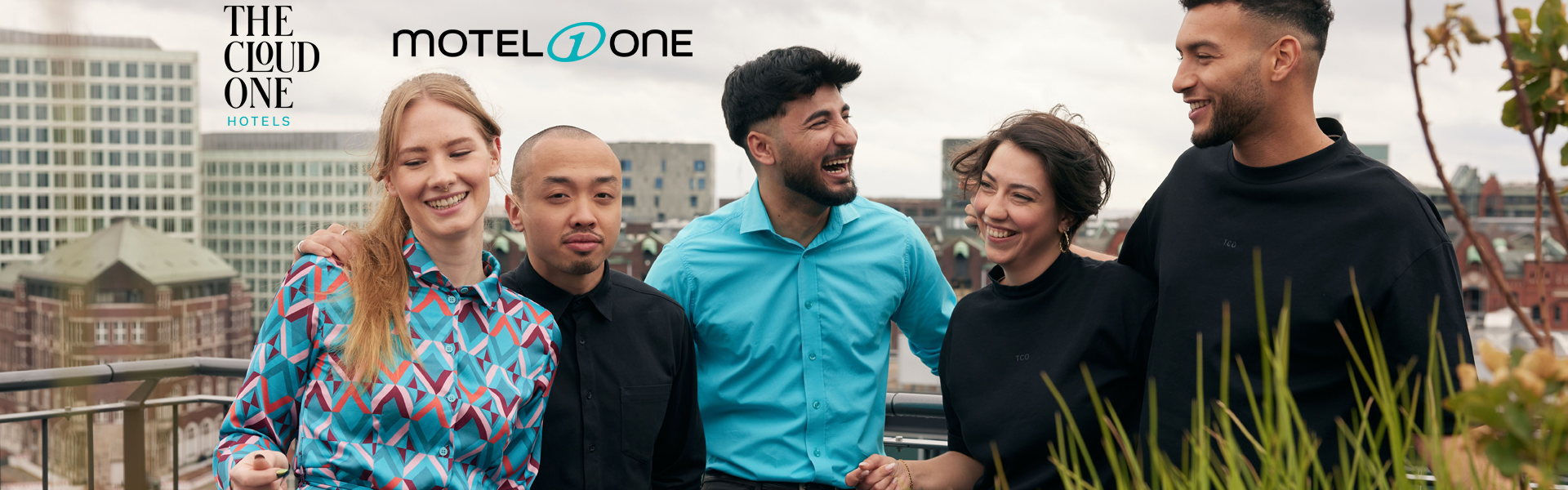 Sessel in Türkis, der Farbe von Motel One.