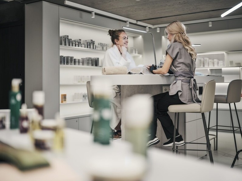Kosmetiker/in (m/w/d)