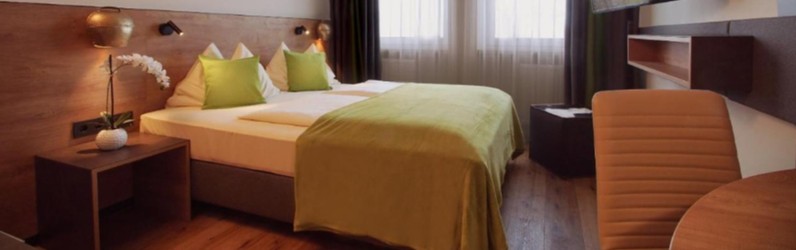 Zimmermädchen/Roomboy (m/w/d) - ab 1.11.26