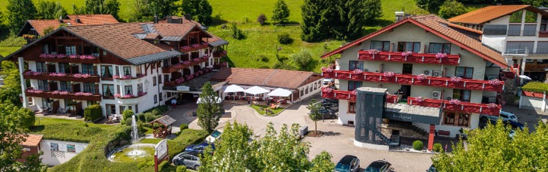 Servicekraft im Frühstück