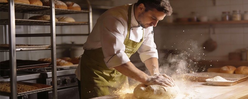 Bäcker (*) Chief of Dough Operations