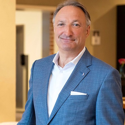 Jürgen Gangl, Vorstandschef HDV und General Manager im Park Inn by Radisson Berlin Alexanderplatz Jürgen Gangl, Vorstandschef HDV und General Manager im Park Inn by Radisson Berlin Alexanderplatz
