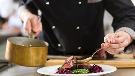 Bioregionale Küche, trendig präsentiert Bioregionale Küche, trendig präsentiert