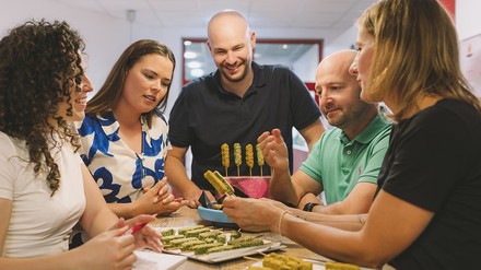 Verkostung Gruppe verkostet die Neuentwicklung