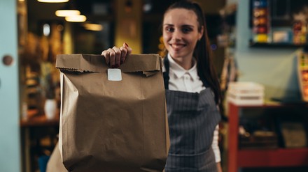 Lieferdienste Immer mehr Gastronomen heben ihr Tagesgeschäft mit Hilfe von Lieferdiensten auf das nächste Level.