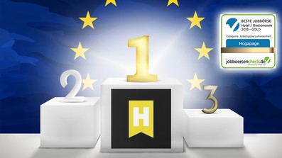 Hogapage als Platz 1 auf einer Tribüne