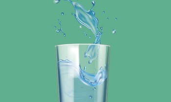 Ein Glas Wasser für das Wohlbefinden der Gäste