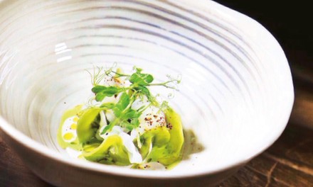 Handgebranntes Keramikgeschirr Handgebranntes Keramikgeschirr