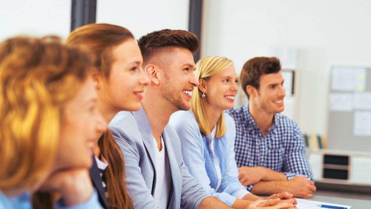 Fotos: fotolia.com: contrastwerkstatt Gute Aussichten für Absolventen