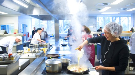 Ausbildung in der Systemgastronomie Ausbildung in der Systemgastronomie