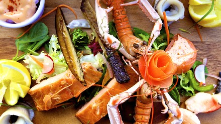 Meeresfrüchte und Lachs Meeresfrüchte und Lachs