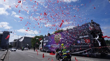 Bunte Musikparade in Hamburg