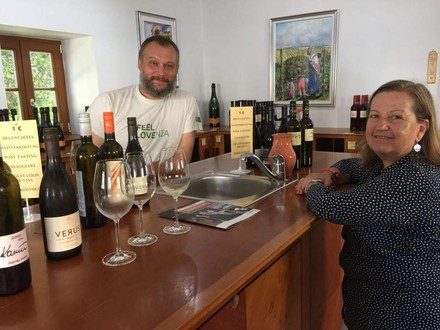 24 Klöster in Österreich und den benachbarten Ländern bieten Einblicke in die Traditionen der klösterlichen Wein- und Bierherstellung. (Foto: © Klösterreich/facebook.com)