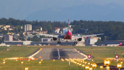 Am Freitag lief die Bieterfrist für die insolvente Airline AirBerlin ab. (Foto: © swisshippo/fotolia)