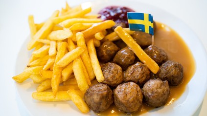 Teller mit Pommes