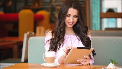Immer mehr Gastronomen setzen auf digitale Bestellmöglichkeiten. (Foto: © nagaets/fotolia)
