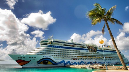 Aida Luna in der Karibik