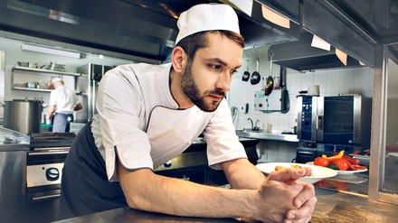 Ein Koch in einem Restaurant