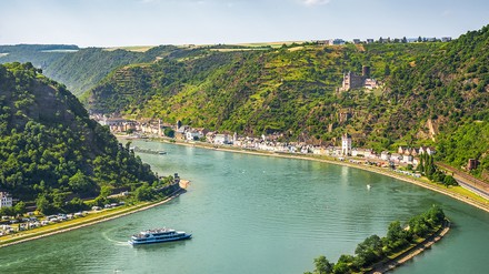 Blick von der Loreley ins Mittelrheintal