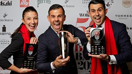 Das Barteam der Connaught Bar in London, UK, Gewinner der The World's 50 Best Bars 2020