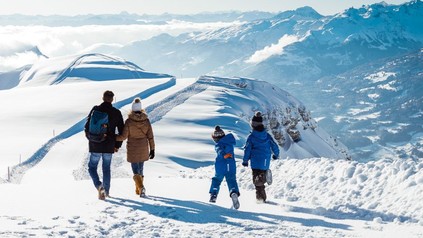 Schneewanderer in der Schweiz