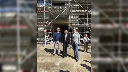 Richtfest „Zauberwürfel“