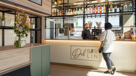 Deli Berlin am Flughafen BER