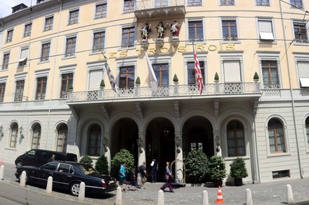 Das Les Trois Rois in Basel von außen