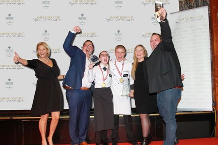 Piroska Payer und das Team vom Schloss Fuschl bei der Preisverleihung