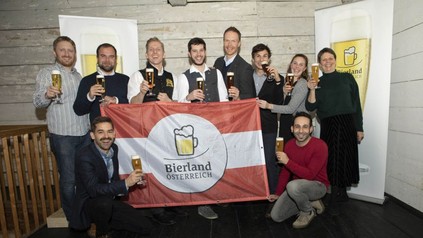 (v. l.): Christian Harringer, Clemens Kainradl, Philipp Geiger, Michael Kolarik-Leingartner, Felix Schiffner, Harry Mittermaier, Julian Selinger, Julia Telsnig, Manuel Bartolacci, Birgit Rieber