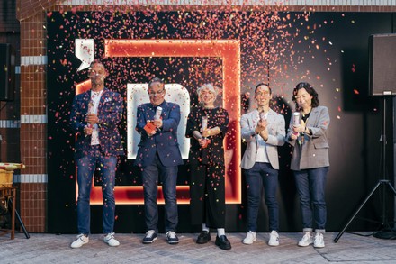 Eröffnung des ersten Ying’n Flo.