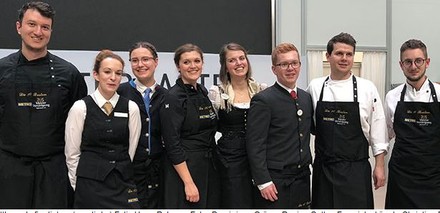 Felix Herp, Rebecca Fuhr, Dominique Gröne, Rosina Ostler, Franziska Lösch, Christian Dötsch, Felix Szichta und Adrian Mesa Cellalbo