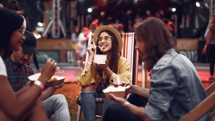 Menschen auf einem Konzert