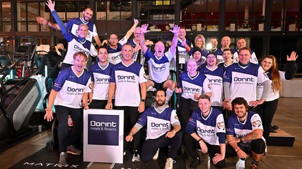Das motivierte Dorint-Team zusammen mit Markenbotschafter Ingolf Lück im Gym.