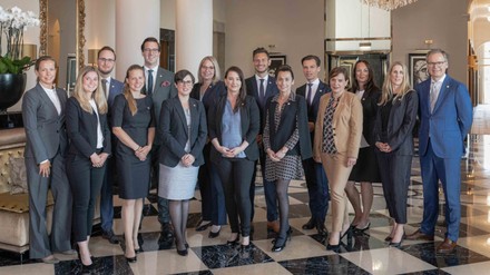 Das Sales-Team der Althoff Hotels.