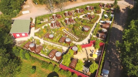 Vogelperspektive Weinfässer