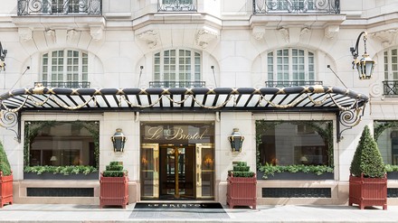 Die neugestaltete Épicerie beweist sich als raffiniertes Gourmet-Kuriositätenkabinett.