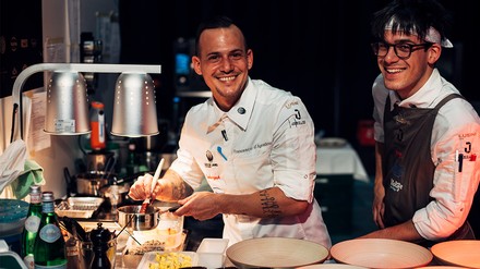 Eindrücke vom Finale „Koch des Jahres 2022“. Im Bild: D’Agostino und Assistent Riccardo Ponti.