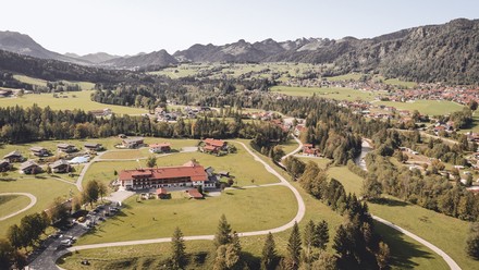 Das Gut Steinbach aus der Vogelperspektive.