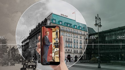 Digital ins Hotel Adlon Kempinski einchecken und Erinnerungsselfies machen.