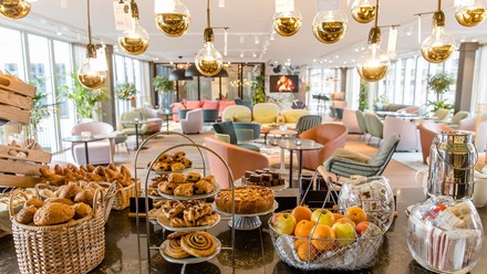 Frühstücksbuffet im Motel One Rotterdam