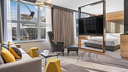 Zimmer im Mountain Hub by Hilton Munich Airport