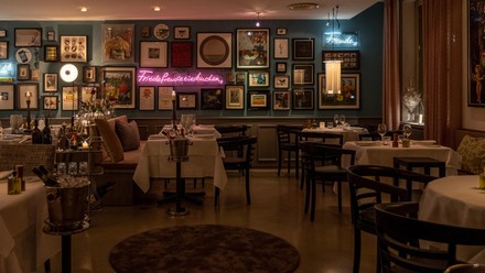 Das Hotelrestaurant "EssZimmer" im Romantik Hotel Der Rebstock art & design