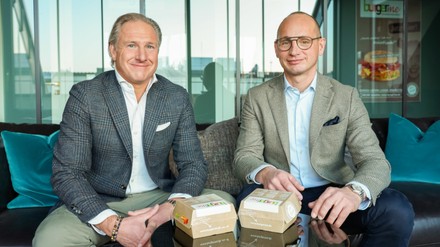 Burgerme-Gründer Stephan Gschöderer und Johannes Bankwitz. (Foto: © Burgerme)
Burgerme-Gründer Stephan Gschöderer und Johannes Bankwitz.