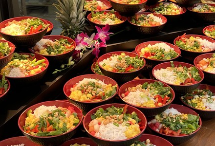 Speisen im Restaurant von Apetito Catering im Haus Allianz Trade
