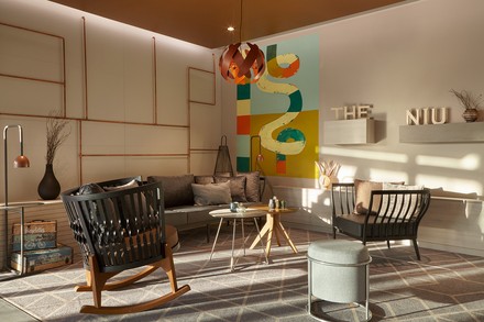 Zwei Hotels, eine gemeinsame Lobby. (Foto: © Novum Hospitality)