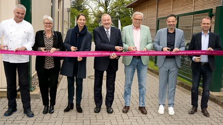 Die neue Zentralküche von Rebional in Hamburg wurde im Mai eröffnet.