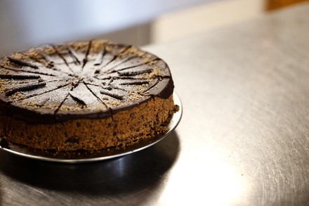 Ein Kuchen - mit Liebe gebacken. (Foto: © Felix Groteloh)