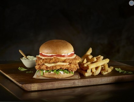 Der neue Messi-Burger schmeckt nach Argentinien. (Foto: © Hard Rock International)