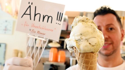 Alessandro Cimino mit dem "Ähm"-Eis